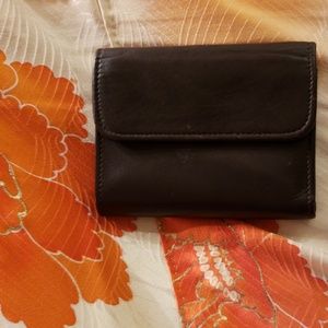 4in x 4in BROWN LEATHER COACH WALLET
